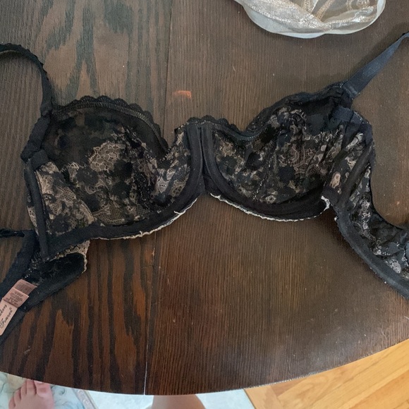 Agent Provocateur Lace Bra 36C - Picture 3 of 4